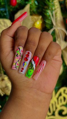 The Grinch Christmas Nails Acrylic, Christmas Nail Long, Grinch Nails Designs Acrylic, Christmas Acrylic Toe Nails, Christmas Xl Nails, Christmas Nails Acrylic Coffin Long, Lime Green Christmas Nails, The Grinch Christmas Nails, Christmas Theme Nails Acrylic