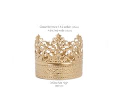 a gold crown with filigrees and pearls is shown in three different sizes