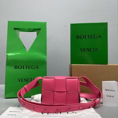 BTG VNT Candy Cassette Pink, For Women, Women’s Bags 4.7in/12cm 666688VMAY16419 Rep 1:1 Size: 8 x 12 x 4 cm / 3.1 x 4.7 x 1.6 inches (Height x Width x Length) Mini intreccio cross-body bag Single interior card slot Magnetic closure Includes box, dust bag. This product is of the best quality. Bottega Veneta Handbag, Louis Vuitton Shirt, Chanel Shirt, Bottega Veneta Bags, Stylish Handbags, Celine Bag, Evening Clutch Bag, Tote Backpack, Fashion Handbags