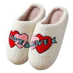 Introducing the BERANMEY Cute Valentine's Day Slippers for Women  a harmonious blend of comfort, style, and pure joy. Indulge your feet in the luxurious softness of these plush slip-ons, meticulously designed to infuse warmth and happiness into your moments of indoor relaxation.Unveil the charm of our Heart & Rose slippers, thoughtfully crafted for both women and men with a versatile unisex design catering to a broad range of sizes. Immerse your feet in the finest materials, as these slippers fe Comfy Cozy Home, Kids Leather Shoes, Rosé Heart, Rainbow Fashion, Home Slippers, Slippers For Women, Rose Style, Shoe Covers, House Shoes