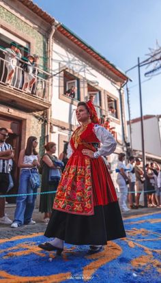 Portuguese Clothing, Italy Outfits, Traditional Dresses, Traditional Outfits