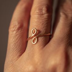 Open Loop Wire Gold Ring, Handmade 14k Gold Ring, Stacking gold ring, Promise Gold Ring, Birthday Gift for her, Mother's day gift -Handmade in 925 Sterling Silver *Band Thickness - 1.2mm  -We have each and every size available, as it's made for you -We use 100% recycled metal for making jewelry -Our Processing time is 1-2 days but we mentioned a day extra for little security. -If you live in USA you will get your item in 5-12 days. and for rest of the world its 5-17 days -Customers can also ask Gold Ring Stacking, Wire Ring, Diy Rings, Gold Ring Stack, Wire Rings, Ring Stacking, 925 Silver Ring, Recycled Metal, 14k Gold Ring