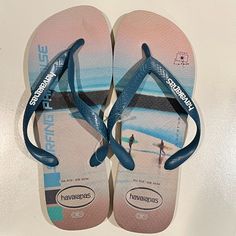 Like New, Never Worn Havaianas Men's Hype Blue Flop Flop Sandal Size 9/10 Blue Sandals For Surfing And Beach Season, Casual Blue Flip Flops For Surfing, Flip Flop Sandals, 9 And 10, Flip Flops, Shoes Sandals, Men's Shoes, Color Blue, Like New