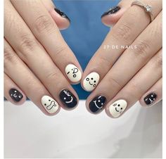 Minimal Nails, Glitter Toe Nails, Basic Nail, Rock Nails, Minimal Nails Art, Punk Nails, Beauty Nails Design, Cute Nail Art Designs, Nail Box