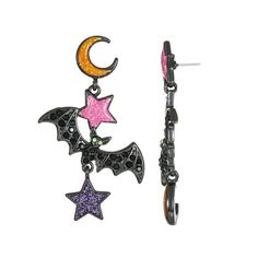 Get in the Halloween spirit this year with playful accessories for your costume, party or casual outfit. These fun earrings can be worn all season long or added to your costume for the perfect finishing touch. Whatever your look, it will be spooky good with fun Halloween accessories from Way to Celebrate! Size: one size.  Color: Metal Type.  Gender: female.  Age Group: adult. Lean Core, Vintage Halloween Art, Skeleton Earrings, Witch Earrings, Bat Earrings, Spider Earrings, Ghost Earrings, Asymmetrical Earrings, Cute Bat