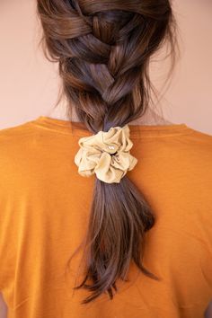 These cute scrunchies are made of only two materials: organic cotton and natural rubber. 2 extra-stretchy scrunchies come per pack. P.S. they're 100% biodegradable. Material: Inner: 70% GOTS & Fairtrade Certified Organic Cotton, 30% Fair Trade Natural Rubber. Outer: 100% GOTS & Fairtrade Certified Organic Cotton. Dyed with GOTS & OEKO-TEX certified organic dyes. Free shipping for orders of 2 or more. Cute Scrunchies, Triangle Hair, Everyday Hair, Fall Hairstyles, Birthday Hairstyles, Easy Updos, Organic Dyes, Silk Hair, Elastic Hair Bands