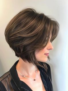 Stylish Layered Bob Haircuts: Trends, Tips and Styles for Modern Looks Mum Hair, Summer Bob, Shoulder Length Bob Haircut, A Line Haircut, Short Hair Up, Haircut 2024, Bob Hairstyles For Thick, Mid Length Hair With Layers