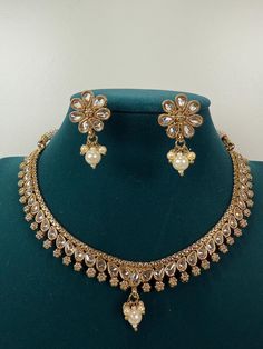 Bridal necklace/Indian necklace/Indian/Punjabi Necklace/Pakistani Jewelry/Bridal necklace/ Polki Necklace Set with Earrings and Tikka  Earrings Length: Round Necklace For Wedding And Eid, Round Necklaces For Eid Wedding, Wedding Necklace For Eid, Kundan Necklaces For Eid Gifts, Chandbali Necklaces For Eid Gift, Eid Gift Kundan Necklaces, Kundan Bridal Necklace Gift For Eid, Gold Necklaces For Wedding Eid, Gold Necklaces For Wedding Eid Celebration