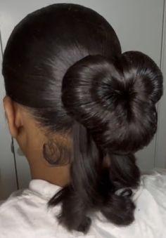 Cute Ponytail Hairstyles, Mixed Curly Hair, Sleek Ponytail Hairstyles, Natural Curls Hairstyles, Flat Iron Hair Styles, Slick Hairstyles, Hot Hair Styles, Dope Hairstyles