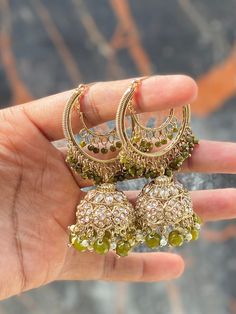 Earrings Jhumka Gold, Jhumka Earrings Collection, Gold Jhumka Designs, Jhumka Collection, Jhumka Design, Gold Jhumka, Jhumka Designs