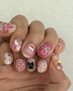 nails by Clawsbyizui in ig Hello Nails, Hippie Nails, Her Nails, Pretty Gel Nails, Really Cute Nails, Cute Gel Nails, Soft Nails, Kawaii Nails, Heart Nails