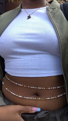 Waist Beads African, Waist Jewelry, Modesty Outfits, Pretty Jewelry Necklaces, Earthy Outfits, Belly Jewelry, Black Femininity, Waist Beads, Dope Fashion