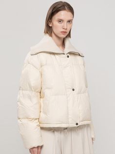 Composition : MAIN: POLYESTER 100% SUB: POLYESTER 100% DOWN : 100%Color : IvoryCountry of Origin : China Beige Nylon Outerwear With Padded Collar, White Down Outerwear With Padded Collar, Beige Down Outerwear With Padded Collar, Beige Down Puffer Jacket, White Duck Down Puffer Jacket With Padded Collar, White Quilted Down Outerwear, Beige Nylon Puffer Jacket With Padded Collar, White Duck Down Outerwear For Fall, Winter White Down Outerwear With Padded Collar