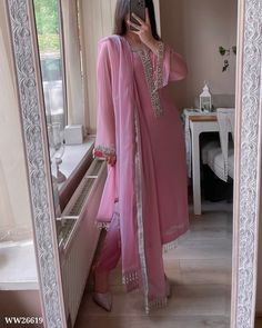 Simple Suit Designs, Moti Lace, Trendy Outfits Indian, Kameez Designs, Lace Dress Design, Fancy Suit, Fancy Dresses Long