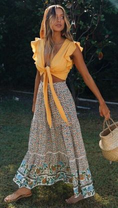 Chiffon Boho Bohemian Lace Crochet High Waist Skirts - ifashionova #romanticstyle #romanticpersonalstyle #romanticoutfit #personalstyle #romanticfashion Spring outfit, spring look, boho chic, boho fashion, spring idea, causal look, comfy clothes, summer outfit Looks Hippie, Bohemian Maxi Skirt, Look Boho Chic, Boho Mode, Estilo Hippy, Mode Hippie, 70s Inspired Fashion, Peplum Tops, 70s Outfits