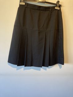 70s skirt, handmade and lined. 70s Skirt, Womens Skirts, Black Skirt, Beauty Book, Art Collection, Portugal, Womens Skirt, Bathing Beauties, Electronic Accessories