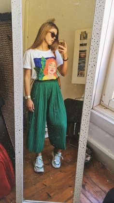 Trendy Thrift Outfits, Hippie Fashion Outfits, Dressing For The Female Gaze, Momma Outfits, Quirky Outfits, 2024 Clothes, Look 80s