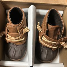 Baby Boy Size 2 Sperry Boots Casual Brown Booties For Outdoor, Casual Non-slip Boots For Playtime, Casual Brown Non-slip Booties, Brown Casual Booties For Playtime, Casual Brown Booties For Playtime, Casual Brown Booties With Soft Sole, Toddler Duck Boots, Sperry Rain Boots, Sperry Saltwater Duck Boots