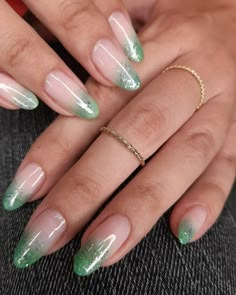 Olive Green Ombre Nails: 16 Looks to Steal This Season - Nail Designs Daily Green Sparkle Ombre Nails, Green Ombre Dip Nails, Green And White Ombre Nails, Green And Black Ombre Nails, Olive Green Ombre Nails, Green Ombre Nail Designs, Fading Nails, Ombre Nails Green, Glitter Green Nails