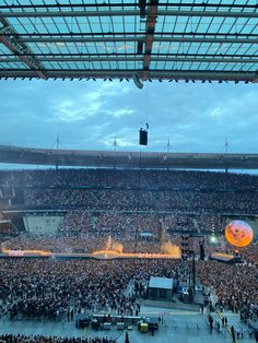 a large group of people at a concert