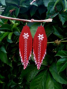 Long Beaded Earrings/Red Snowflake Earring/Fringe/seed Bead tassel/Christmas gift/statement earrings/Dangle Chandelier/festival jewelry ♥𝑇ℎ𝑒 𝑝𝑎𝑡𝑡𝑒𝑟𝑛 𝑜𝑓 𝑡ℎ𝑖𝑠 𝑒𝑎𝑟𝑟𝑖𝑛𝑔 𝑖𝑠 𝑖𝑛𝑠𝑝𝑖𝑟𝑒𝑑 𝑏𝑦 𝑡ℎ𝑒 𝑛𝑎𝑡𝑢𝑟𝑒 𝑎𝑛𝑑 𝑐𝑟𝑒𝑎𝑡𝑒𝑑 𝑏𝑦 𝐻𝑊𝐵𝑒𝑎𝑑𝐽𝑒𝑤𝑒𝑙𝑟𝑦. ♥𝑀𝑎𝑑𝑒 𝑢𝑠𝑖𝑛𝑔 𝑓𝑟𝑒𝑒ℎ𝑎𝑛𝑑 𝑏𝑒𝑎𝑑𝑖𝑛𝑔 𝑤𝑜𝑣𝑒𝑛 𝑡𝑒𝑐ℎ𝑛𝑖𝑞𝑢𝑒𝑠 𝑤𝑖𝑡ℎ 𝑠𝑡𝑟𝑜𝑛𝑔 𝑠𝑦𝑛𝑡ℎ𝑒𝑡𝑖𝑐 𝑡ℎ𝑟𝑒𝑎𝑑. ♥𝑇ℎ𝑒 𝑠𝑖𝑧𝑒 𝑜𝑓 𝑡ℎ𝑒 𝑠𝑒𝑒𝑑 𝑏𝑒𝑎𝑑𝑠 𝑢𝑠𝑒𝑑 𝑖𝑠 2 𝑚𝑖𝑙𝑙𝑖𝑚𝑒? Red Bohemian Earrings For Christmas, Traditional Red Beaded Tassel Earrings, Red Tassel Earrings With Round Beads As Gift, Fringed Chandelier Earrings With Round Beads As Gift, Red Beaded Fringe Tassel Earrings Gift, Traditional Beaded Earrings With Fringe As Gift, Red Tassel Earrings With Fringe And Round Beads, Fringe Chandelier Earrings With Round Beads As Gift, Traditional Beaded Earrings With Fringe For Gift