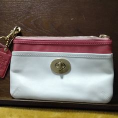 Like New I Don't Think It Has Ever Been Used See Pictures Super Clean Archive Limited Edition Bags Coach, New Me, Super Clean, See Picture, Coach Bags, Clutches, Zip Around Wallet, Coin Purse, Limited Edition