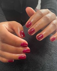 Short Gel Nails Shape, Short Nails Normal Polish, Super Short Natural Nail Designs, Round Square Nail Designs, Nails Sns Short, Summer Nail Colours Short Nails, Nails Gel X Short, 2024 Nail Trends Short, Red Powder Nails