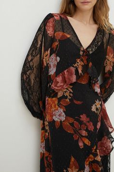 Style: Midi DressDesign: FloralFabric: ChiffonLength: MidiNeckline: V NeckSleeve Length: Long Sleeve Sandy Core, Witchy Closet, Artsy Aesthetic Outfits, Dark Artsy, Witchy Outfits, Lace Outer, Floral Grunge, Fall Pics, Magical Dress