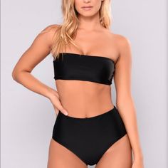 New With Tags Panty Liner Never Removed Never Worn Perfect Condition High Waisted Bottoms Strapless Top. Very Flattering Fit Fashion Nova Swimsuit, Simple Midi Dress, Perfect Tan, Black Bathing Suits, Cute Bathing Suits, Off Shoulder Fashion, 2 Piece Swimsuits, Mara Hoffman, Bandeau Top