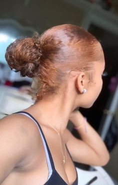 Slick Back Bun Natural, Slick Back Bun Natural Hair, Bun Natural Hair, Blonde Brown Hair Color, Natural Hair 4c, Slick Bun, Natural Hair Spray, Slick Back Bun, Hair 4c