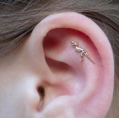 Cool Ear Piercings, Pretty Ear Piercings, Cute Ear Piercings, Dope Jewelry, Jewelry Lookbook, Girly Jewelry, Dream Jewelry