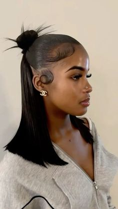 Sleek Black Women Hairstyles, Black Women Hairstyles 90s, Calm Hairstyles, Half Up Half Down Natural Hair, Long To Short Haircut, Woman Hairstyles, Twisted Hair, Quick Natural Hair Styles, Quick Weave Hairstyles