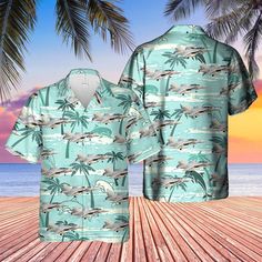 Us Navy Hawaiian Shirt, US Navy Boeing EA-18G Growler Hawaiian Shirt, Military Hawaiian Shirt Transport yourself to the vibrant and carefree spirit of the tropics with our Hawaiian Shirt. Crafted with precision and infused with the essence of island life, this shirt is more than just clothing; it’s a celebration of sun-soaked days and balmy nights. Immerse yourself in the lush, eye-catching prints that pay homage to the rich flora and fauna of the Hawaiian islands. The breathable fabric en Us Navy Shirts, Air Force Shirt, Printing Shirt, Tropical Fashion, Army Shirts, Summer Gifts, American Airlines, Shirt Store, Hawaiian Islands