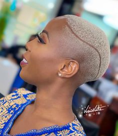 Fade Haircut Women Designs, Shaved Blonde Hair Black Women, Black Women Blonde Buzzcut, Short Blonde Hair For Black Women, Faded Haircut For Women, Blonde Haircut Black Women, Hair Lines Women, Blonde Fade Black Women, Short Blonde Natural Hair Black Women