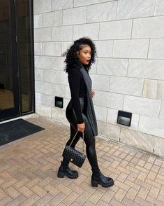 Leggings Outfit For Work, Fall Outfits Black Women, Black Boots Outfit, Looks Black, All Black Outfit, Fall Fashion Outfits