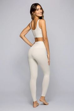 Luxana Leggings - Goddess White – PHUTURE