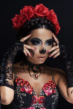 Girls Day Of The Dead Makeup, Dawn Of The Dead Makeup, Subtle Day Of The Dead Makeup, Diy Day Of The Dead Makeup, Day Of The Dead Hairstyles, Day Of The Dead Photoshoot, Day Of The Dead Makeup Tutorial, Easy Day Of The Dead Makeup, Day Of The Dead Makeup Easy