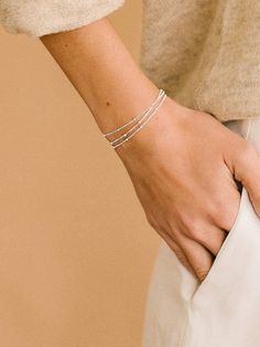 [Superior Material] 925 silver plated. 14K gold plated. [Size] 6"+ 1.2" extender. The dainty bracelet is a pretty gift for best friends, family, lovers, sisters, nieces or anyone on birthday, Christmas, graduation, wedding or mother's day etc. These stunning bracelets are plated in 925 silver gilded with a stainless steel post to ensure a long lasting finish that is nickel free, lead free, and hypoallergenic. This unique and heartfelt product is beautifully packaged and ready for giving. Makes a Ball Chain Bracelet, Chain Bracelet For Women, Tiny Charm, Beads Chain, Wrist Wear, Women Legs, Dainty Bracelets, Pretty Gift, Elegant Accessories