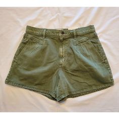 Nwt Universal Threads Women's Size 10 A-Line Jean Shorts Olive Green Pleated 90s 80s 90s Style Relaxed Fit Cotton Shorts, Retro High Rise Cotton Shorts, Green Retro Cotton Shorts, Green Cotton Retro Shorts, Green 90s Style Cotton Bottoms, 90s Style Green Cotton Bottoms, 90s Inspired High Waist Cotton Shorts, 90s High-waisted Cotton Shorts, 90s Style High-waisted Cotton Shorts