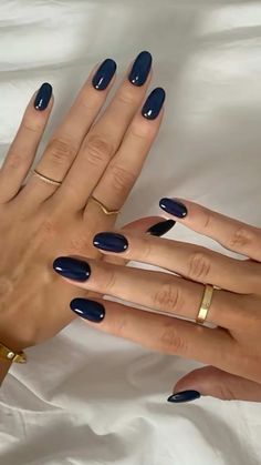 Wife Nails, Casual Nails, Mob Wife, Blue Nail, Cat Eye Nails, Nails 2024, Girls Nails