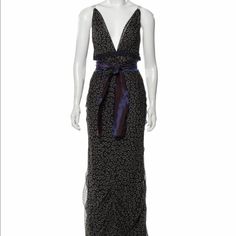 Beautifully Printed Vera Wang Gown Vera Wang Gowns, Vera Wang Dresses, Gown Pattern, Vera Wang, Blue Gray, Blue Grey, Color Blue, Womens Dresses, Pattern