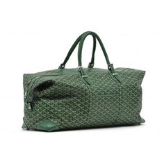 classic duffel shape with detailing trim and hardware Goyard Duffle, Goyard Handbags, Sporty And Rich, Green Juice, Mode Inspo, Comme Des Garcons, Birkin Bag, Travel Bag