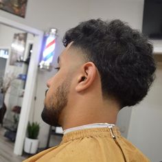 Asian Men Taper Haircut, High Taper Fade Curly Hair, Low Skin Taper, High Taper Fade Haircut, Thick Curly Haircuts, Taper Fade With Beard, Tapper Fade, Mens Taper Fade