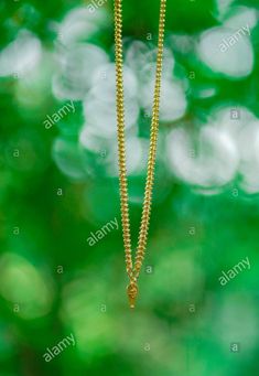 Simple Thali Chain Kerala, Thali Chain Designs Gold Kerala Hindu, Kerala Style Thali Designs, Kerala Hindu Wedding Thali Chain, Thali Locket Designs Kerala Hindu, Thaali Design Kerala, Thali Designs Gold Hindu, Kerala Thali Designs Gold, Tali Chain Designs Gold Kerala