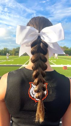 Comp Cheer Hair, Hairstyles With Cheer Bows, Cheer Gameday Hair, Game Day Hairstyles Cheer, Kids Cheerleading Hairstyles, Pink Out Hairstyles, Half Up Half Down Hair Cheer, School Cheer Hairstyles