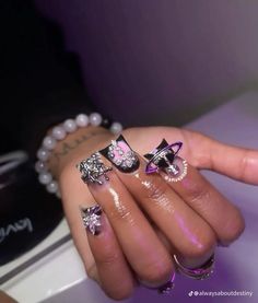 Black Junk Nails, Junk Nails, Nails Design With Rhinestones, Girly Acrylic Nails