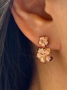 Hawaiian Heirloom 12mm and 10mm Plumeria Flower Link Stud Earrings In 14-karat Solid Tricolor Gold Are Stylish And Gorgeous. Dangle and Drop Stud Link Earrings Satin Finished High-polished edges 14 Karat Solid Rose Gold GUARANTEED, Authenticated with a 14K Stamp Made with the Highest Quality Craftsmanship Solid 14K Rose Gold 12mm and 10mm Plumeria Flower Link Stud Earrings Dangle & Drop Total Weight 2.7 grams Solid 14K Rose Gold Plumeria Flower  Width 12 Millimeter, and 10 Millimeters Dangle & Drop Length 20 Millimeters Amazing! Gift For Family and Friends! Jewelry Gift Box Included! Friends Jewelry, Link Earrings, Flower Stud Earrings, Flower Stud, Stamp Making, Flower Earrings Studs, Dream Ring, Flower Studs, Metal Earrings