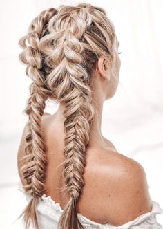 Bubble Braid Hairstyle, Western Hairstyles, Medium Hair Braids, Bubble Braid, Intricate Art, Braid Hairstyle