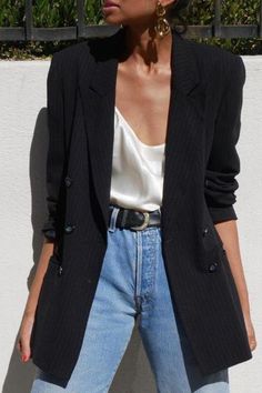 fashion aesthetic #FashionTips Silk Cami Outfit, Blue And Black Outfit, Black Denim Outfit, Aesthetic Computer, Blazer And Jeans, Outfits Simple, Fest Outfits, Denim Outfits, Denim On Denim