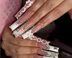 Bling Long Nails, White Baddie Nails, Long Baddie Nails, White Baddie, Bedazzled Nails, Cool Finger Tattoos, Fall Baddie, Baddie Nails